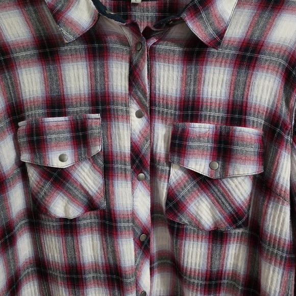 Kut from the Kloth Red Plaid Button Up Shirt Size Large - Picture 8 of 8